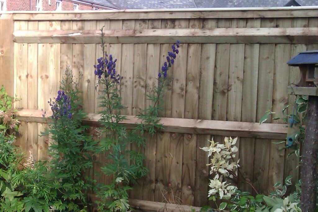 Closeboard fence