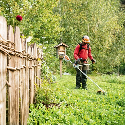 STIHL FSA130 CORDLESS BRUSHCUTTER