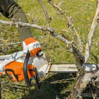 Chainsaws